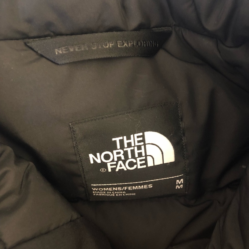 The north face down parka - Picture 3 of 7